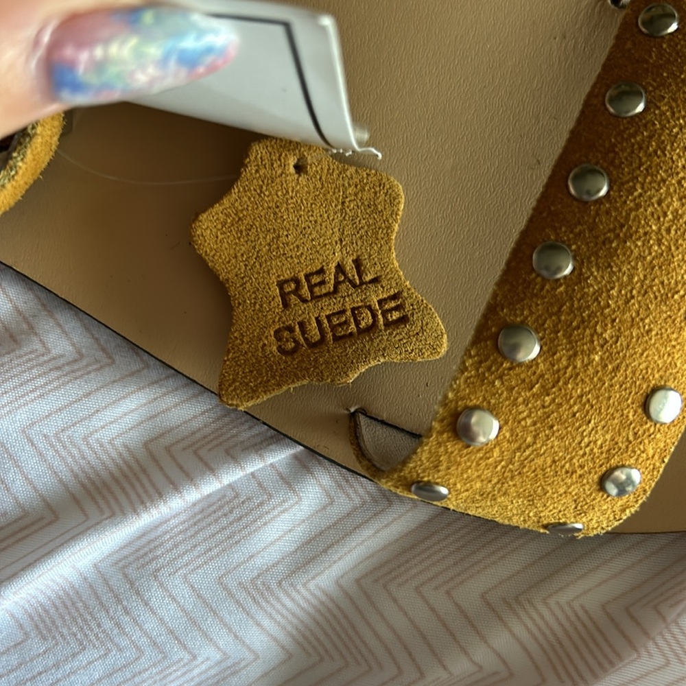 Simply Be Yellow Suede Studded Sandals - 6.5 NWT - Picture 4 of 5